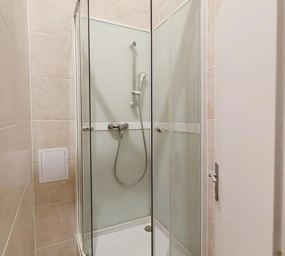 Apartamento Charles Bridge, Old Town3 Min Walk Private Room B Praga